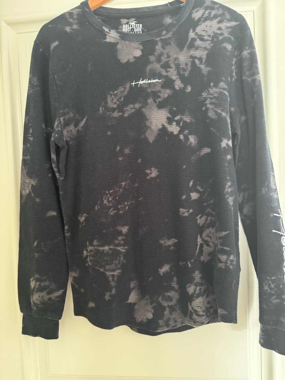 Hollister Black & Gray Tie-Dye Long Sleeve Thermal Shirt